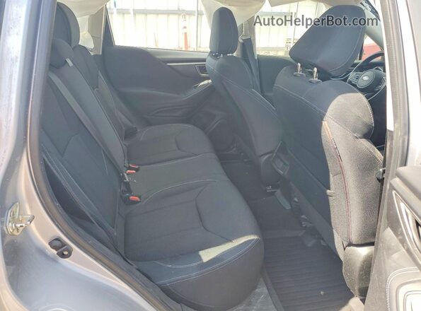 JF2SKACC6KH475852 2019 SUBARU FORESTER Silver Հետևի նստատեղերի տեսք