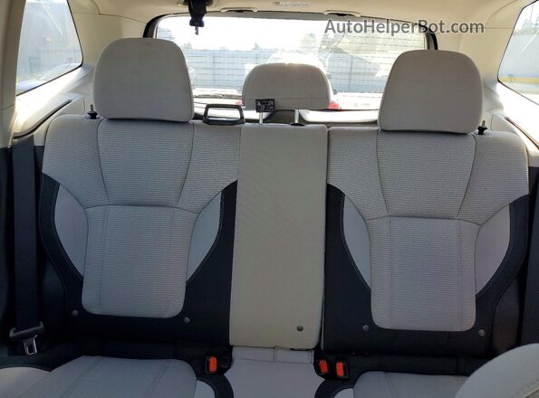 JF2SKACC7NH430777 2022 SUBARU FORESTER White Widok tylnych siedzeń
