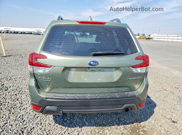 JF2SKADC0LH445987 2020 SUBARU FORESTER Green Rear view