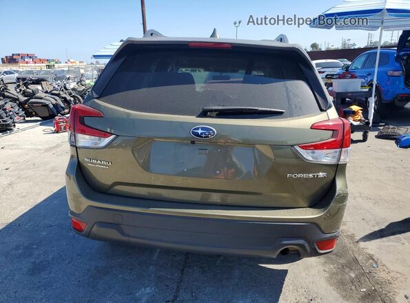 JF2SKADC0NH466227 2022 SUBARU FORESTER Green Rear view