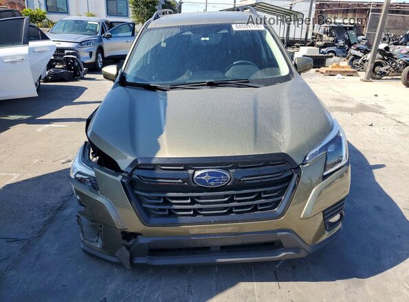 JF2SKADC0NH466227 2022 SUBARU FORESTER Green Front view