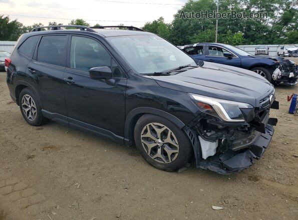 JF2SKADC3PH528514 2023 SUBARU FORESTER Черный Передняя правая четверть