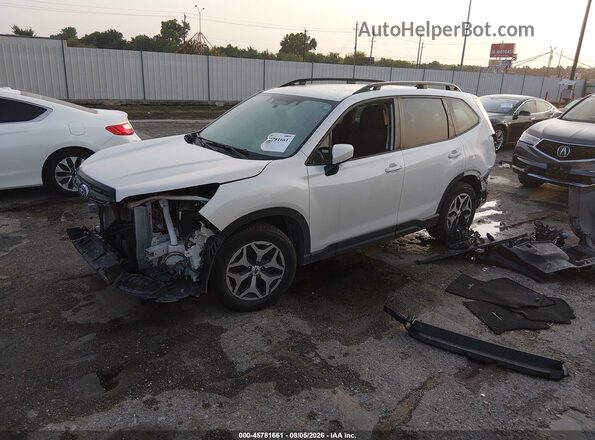 JF2SKADC3RH403645 2024 SUBARU FORESTER White Передня ліва чверть