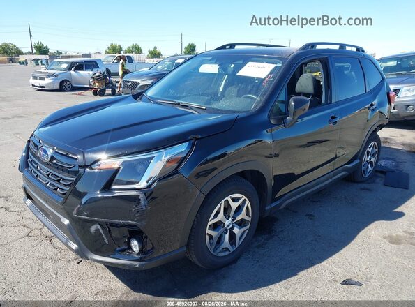 JF2SKADC5RH421807 2024 SUBARU FORESTER Черный Передняя левая четверть