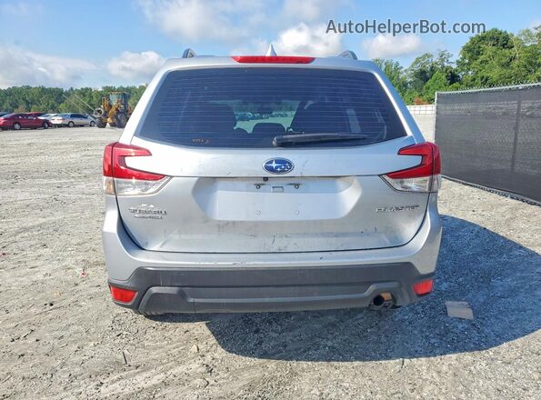 JF2SKADC6MH413840 2021 SUBARU FORESTER Silver Rear view