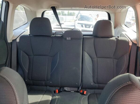 JF2SKADC6MH413840 2021 SUBARU FORESTER Silver Rear seats view