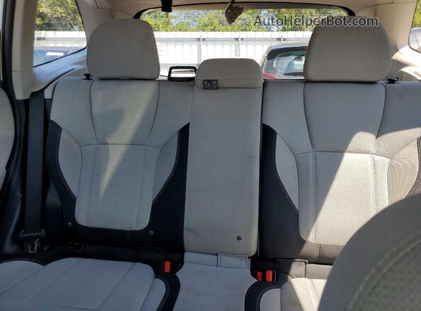 JF2SKADC8LH593689 2020 SUBARU FORESTER White უკანა სავარძლების ხედი