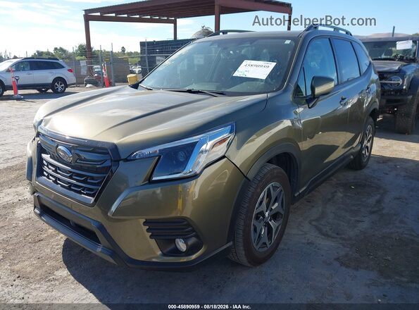 JF2SKADC8PH413259 2023 SUBARU FORESTER Green Front left
