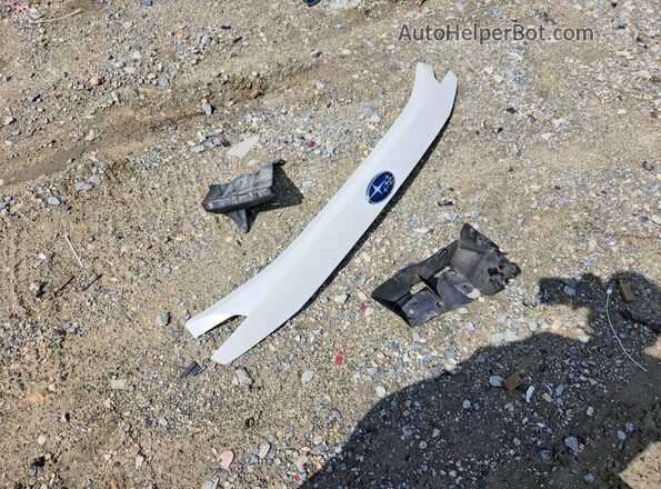 JF2SKADC9MH583514 2021 SUBARU FORESTER White Vista de la etiqueta del VIN