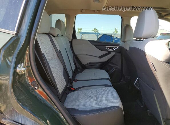 JF2SKADC9NH439916 2022 SUBARU FORESTER Green Widok wnętrza z tyłu