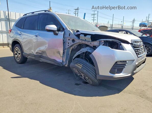 JF2SKADC9PH502063 2023 SUBARU FORESTER Серебряный Передняя правая четверть