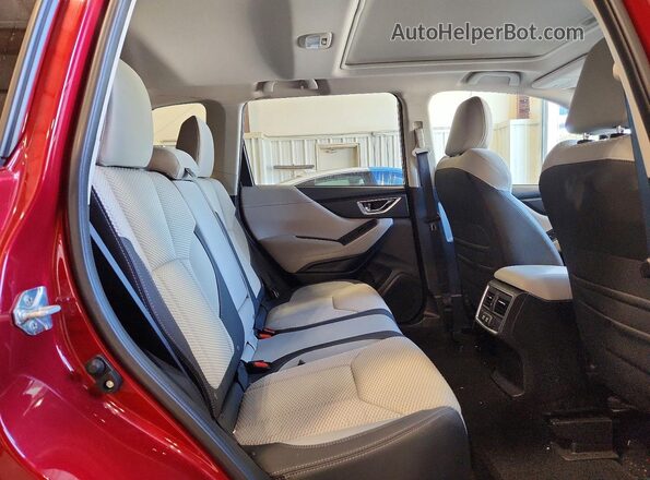JF2SKADC9RH489687 2024 SUBARU FORESTER Red Rear interior view