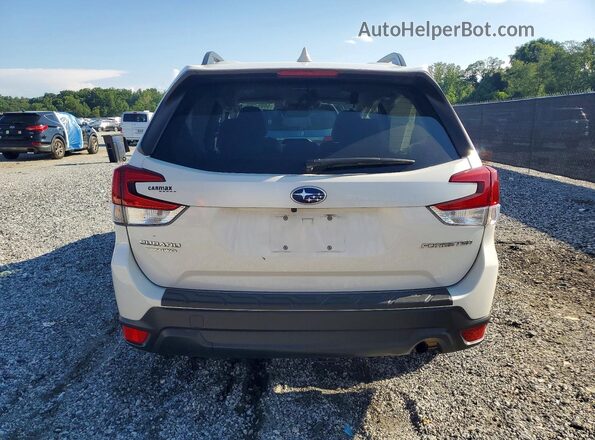 JF2SKAEC0KH578083 2019 SUBARU FORESTER White Rear view