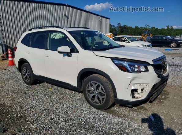 JF2SKAEC0KH578083 2019 SUBARU FORESTER White Front right