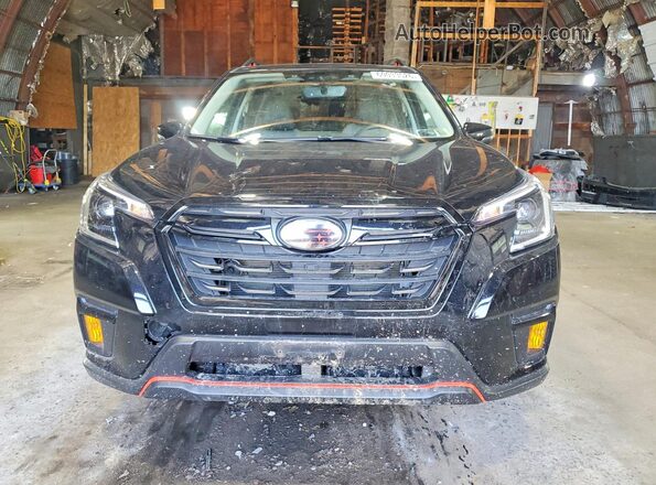 JF2SKAEC0RH489592 2024 SUBARU FORESTER Black Вид спереду