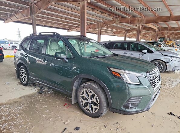 JF2SKAEC8NH467902 2022 SUBARU FORESTER Green Delantero derecho