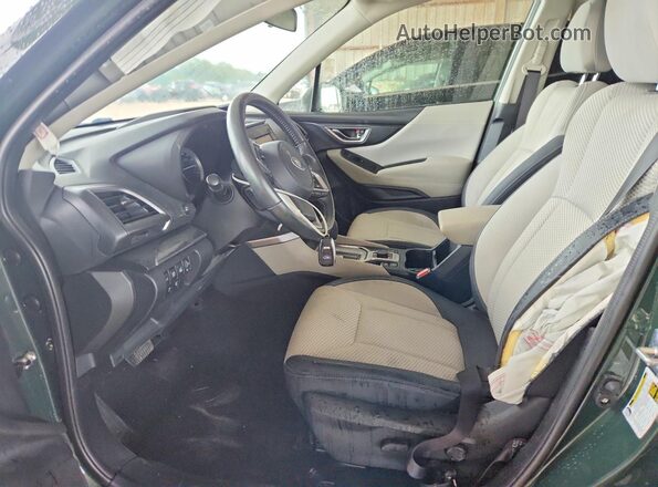 JF2SKAEC8NH467902 2022 SUBARU FORESTER Green Vista interior delantera
