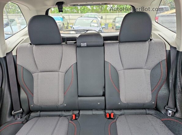 JF2SKAECXRH482715 2024 SUBARU FORESTER Серебряный Вид задних сидений