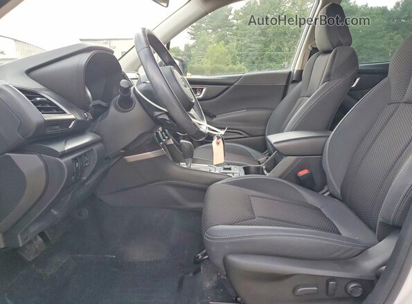 JF2SKAFC3MH486760 2021 SUBARU FORESTER White Front interior view