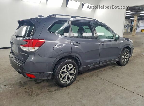 JF2SKAFC5MH544903 2021 SUBARU FORESTER Gray Trasero derecho
