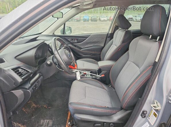JF2SKAGC0NH419954 2022 SUBARU FORESTER Gray Widok wnętrza z przodu