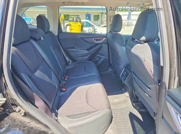 JF2SKAGC4KH413201 2019 SUBARU FORESTER Black Widok tylnych siedzeń