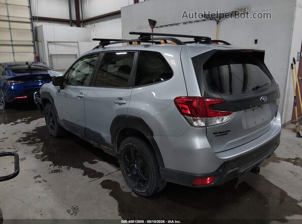 JF2SKAHC1RH484249 2024 SUBARU FORESTER Silver Trasero izquierdo