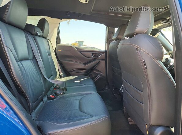 JF2SKAHC3RH466464 2024 SUBARU FORESTER Blue Widok wnętrza z tyłu