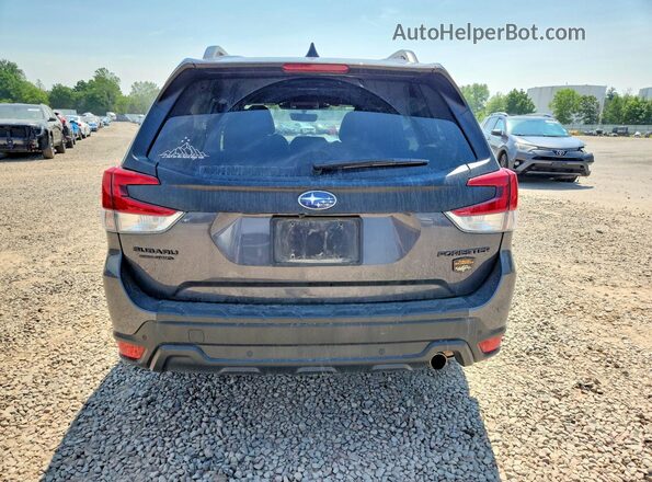 JF2SKAHC6SH401162 2025 SUBARU FORESTER Gray Vista trasera