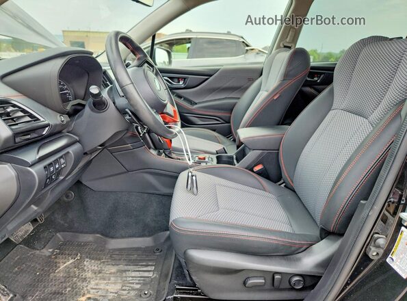 JF2SKAJC0NH502681 2022 SUBARU FORESTER Black Front interior view