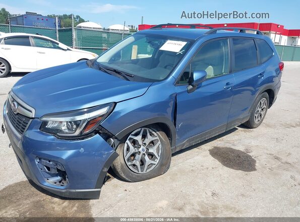 JF2SKAJC4LH527077 2020 SUBARU FORESTER Синий Вид спереди