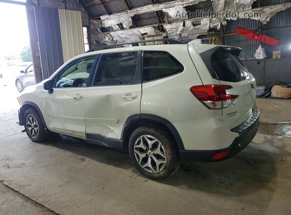 JF2SKAJC4MH412397 2021 SUBARU FORESTER White Հետևի ձախ