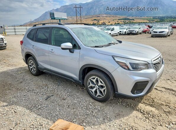 JF2SKAJC4MH448400 2021 SUBARU FORESTER Silver Delantero derecho