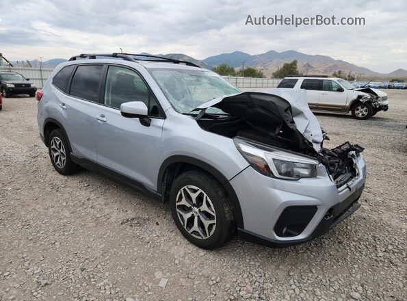 JF2SKAJC5MH446705 2021 SUBARU FORESTER Silver Przód prawy