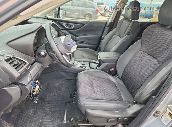 JF2SKAJC5MH446705 2021 SUBARU FORESTER Silver Widok wnętrza z przodu