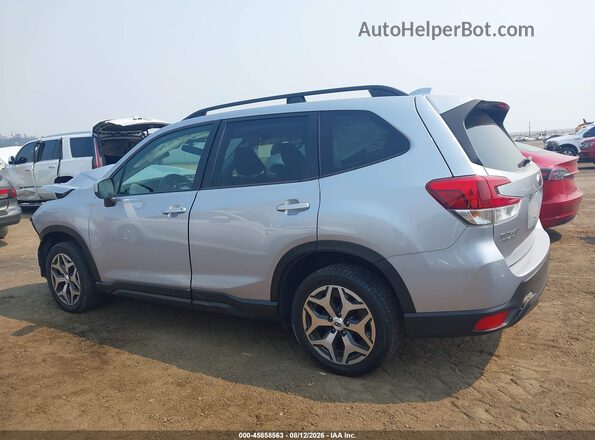 JF2SKAJC7LH565399 2020 SUBARU FORESTER Silver 