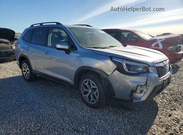 JF2SKAJC7MH416332 2021 SUBARU FORESTER Silver Front right