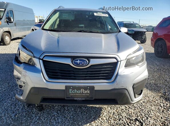 JF2SKAJC7MH416332 2021 SUBARU FORESTER Silver Front view