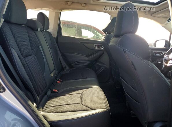 JF2SKAJC7MH416332 2021 SUBARU FORESTER Silver Rear seats view
