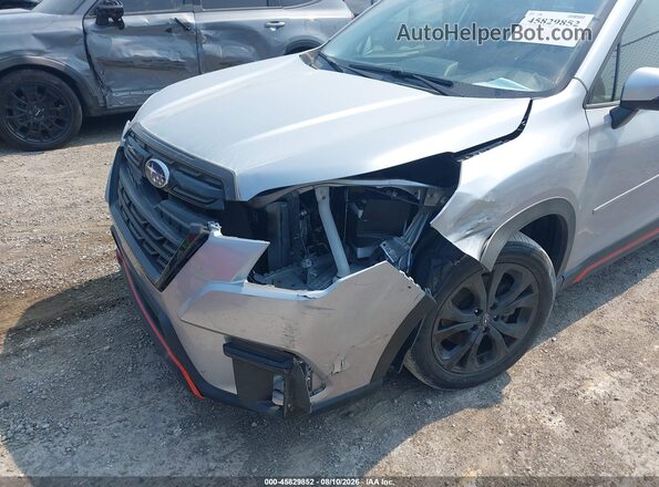 JF2SKAJCXPH515859 2023 SUBARU FORESTER Серебряный Вид спереди