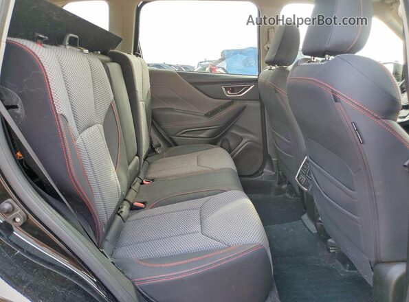 JF2SKAKC6KH583003 2019 SUBARU FORESTER Black Widok tylnych siedzeń