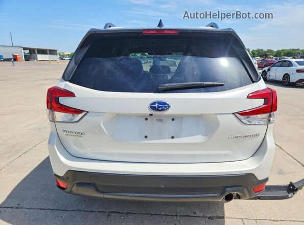 JF2SKALC7RH482514 2024 SUBARU FORESTER White Rear view