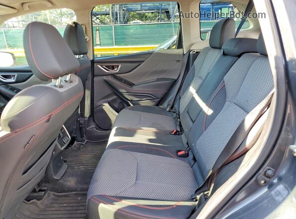 JF2SKAMC0LH588924 2020 SUBARU FORESTER Gray Widok tylnych siedzeń