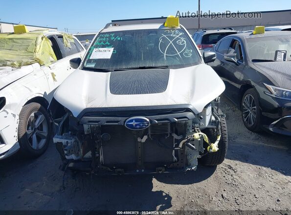 JF2SKAMC0NH418193 2022 SUBARU FORESTER White Vista interior trasera