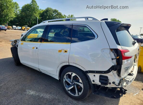 JF2SKAMC0RH413128 2024 SUBARU FORESTER White Rear left