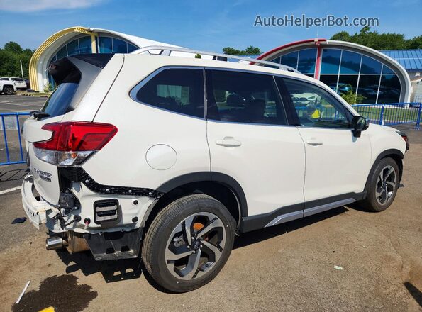 JF2SKAMC0RH413128 2024 SUBARU FORESTER White Rear right