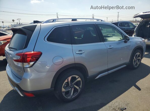 JF2SKAMC1RH446901 2024 SUBARU FORESTER Silver Trasero derecho