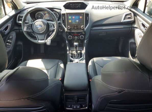 JF2SKAMC1RH446901 2024 SUBARU FORESTER Silver Vista del salpicadero