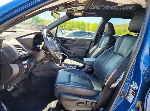 JF2SKAMC5PH506076 2023 SUBARU FORESTER Blue Vista interior delantera