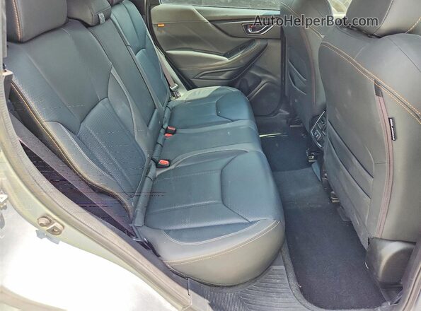 JF2SKAMC6NH514846 2022 SUBARU FORESTER Silver Rear seats view
